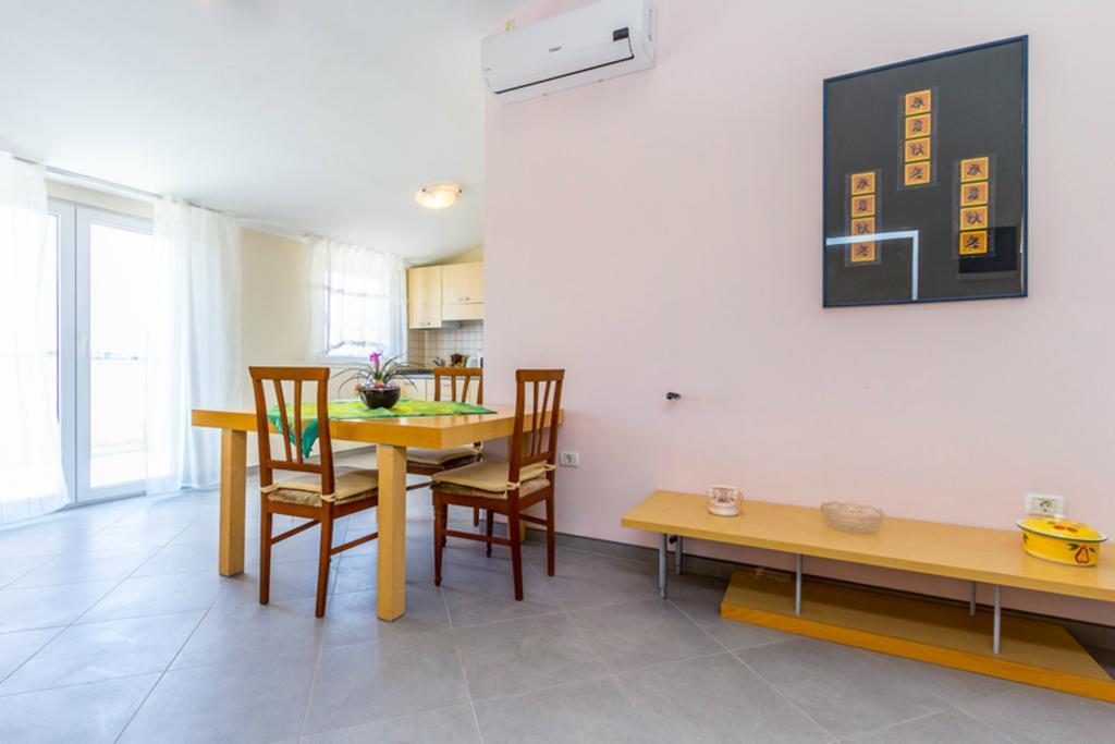 Apartment Mirjana Пула Стая снимка